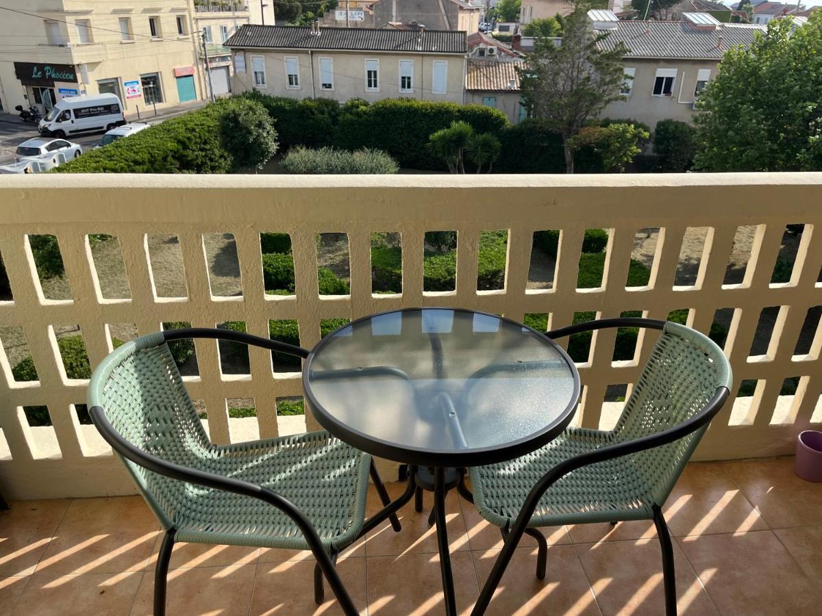Sun Escape, Appart Renove Climatise 3 Pieces 4-6 Pers, 350M De La Plage Marseille Bagian luar foto